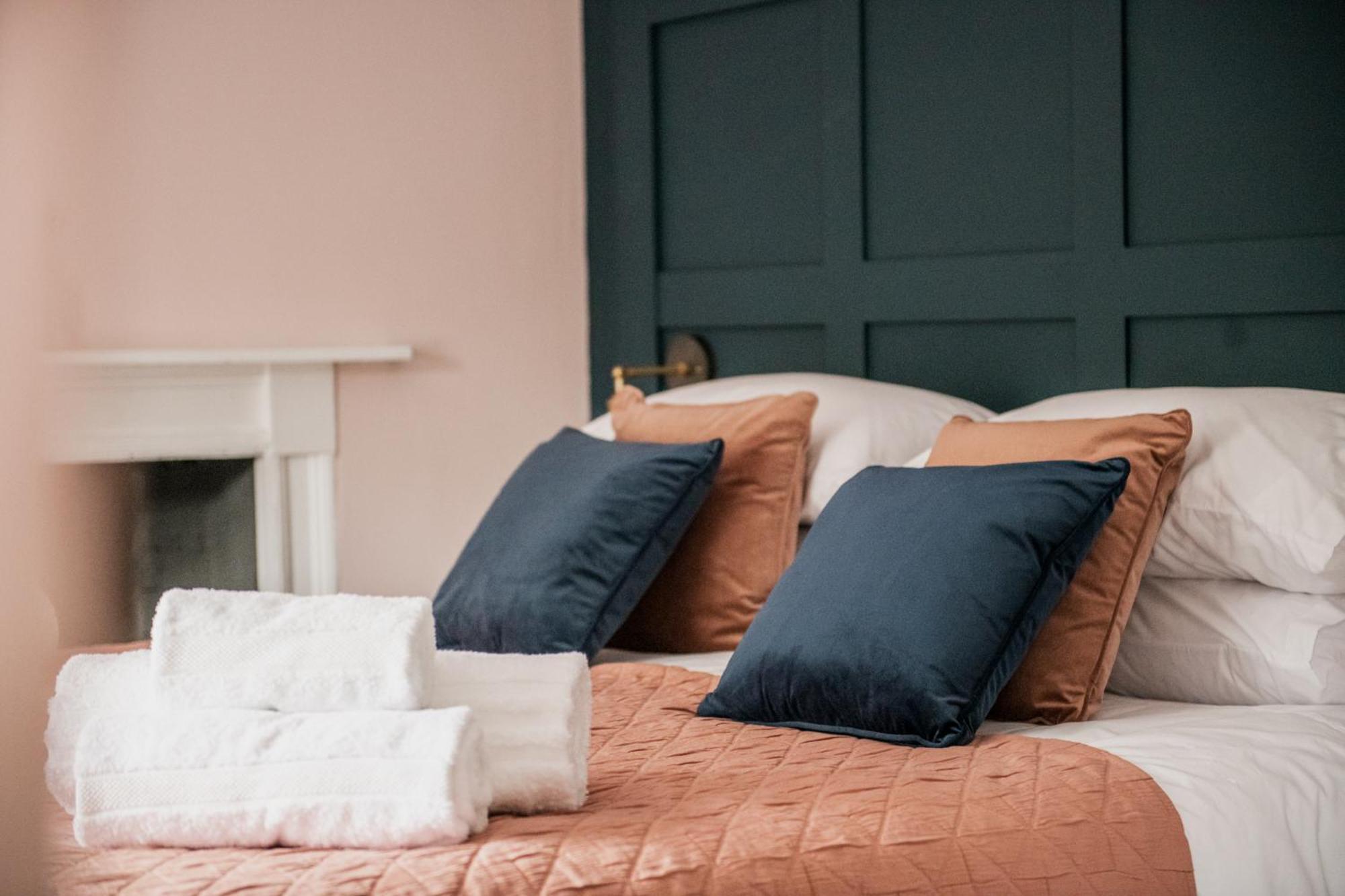 The Heathcock Boutique Hotel - Room 3 Кардиф Екстериор снимка
